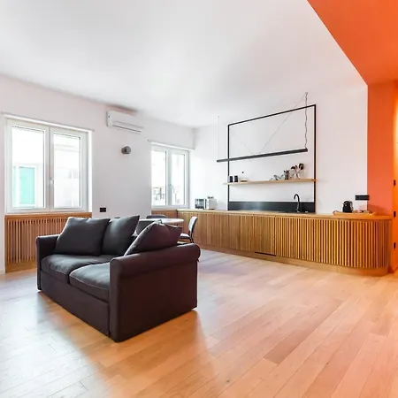 Starhost - Casa Giulia, A Stone's Throw From The Rail Station, Shopping Boulevard And Seafront